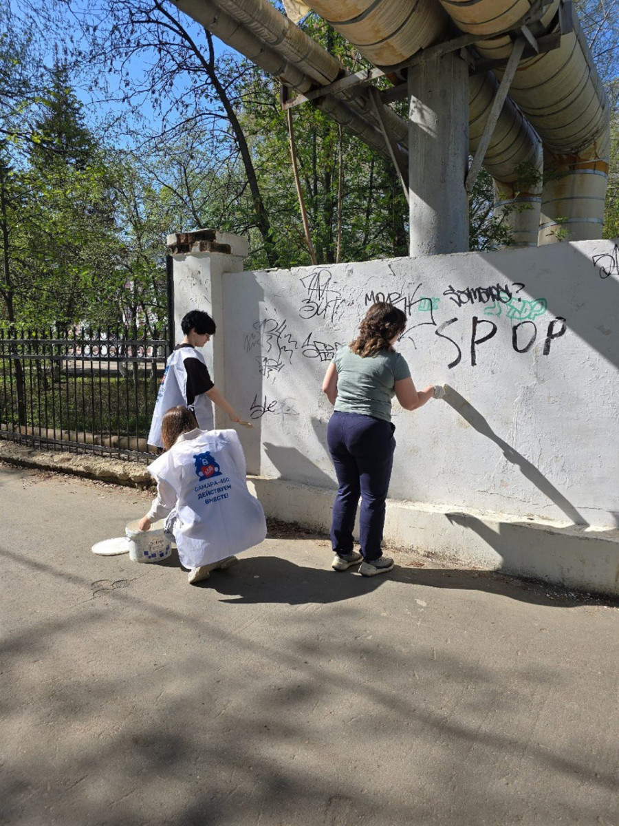 В поселке Мехзавод, на территории сквера ДК «Октябрь», состоялся Всероссийский субботник. #4