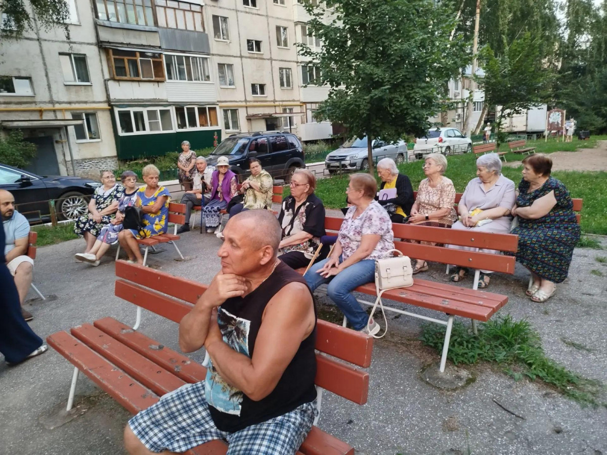 В Красноглинском районе прошла встреча с жителями, посвящённая профилактике заболеваний и популяризации здорового образа жизни. #1