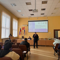 Курс социальной и культурной адаптации для иностранных граждан прошёл в Красноглинском районе #3